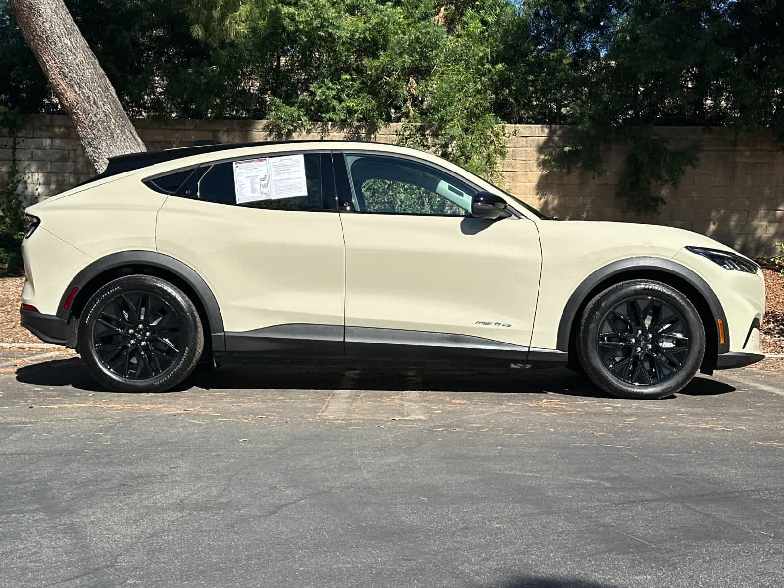 Certified 2025 Ford Mustang Mach-E Select AWD/4WD image 8