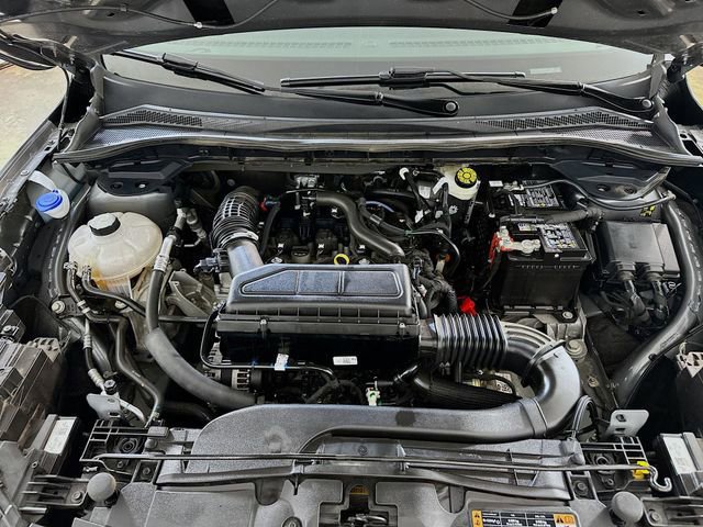 Certified 2025 Ford Escape ST-Line image 27