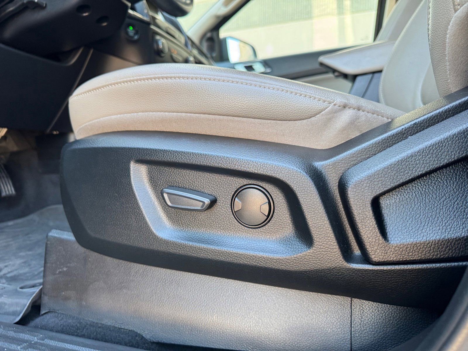 Certified 2020 Ford Ranger Lariat w/ Technology Package image 19