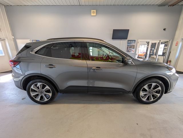 Certified 2024 Ford Escape Platinum AWD/4WD image 6