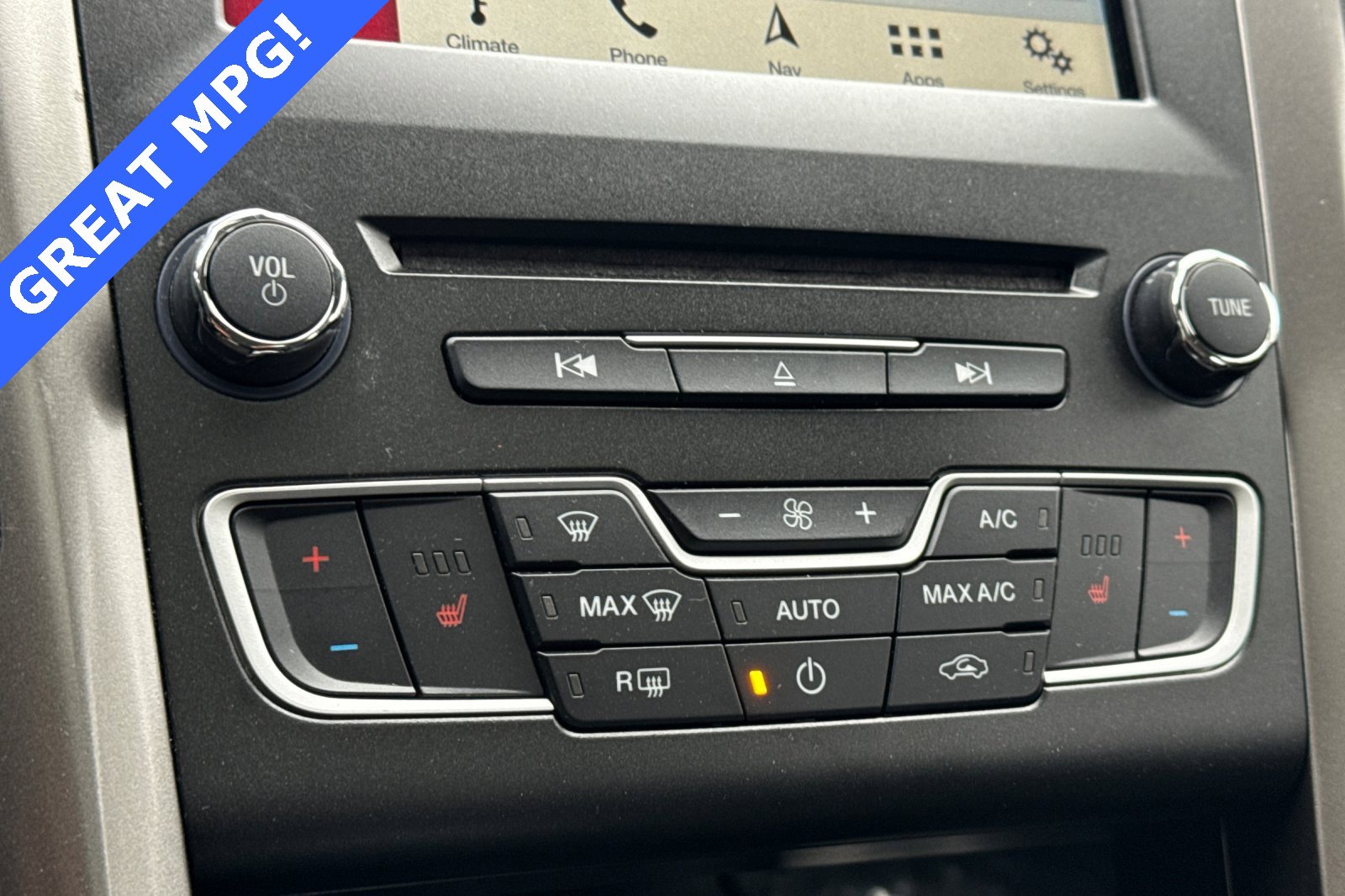 Certified 2018 Ford Fusion Energi SE image 20