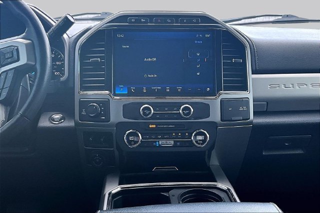 Certified 2022 Ford F350 Lariat w/ Tremor Off-Road Package AWD/4WD image 7