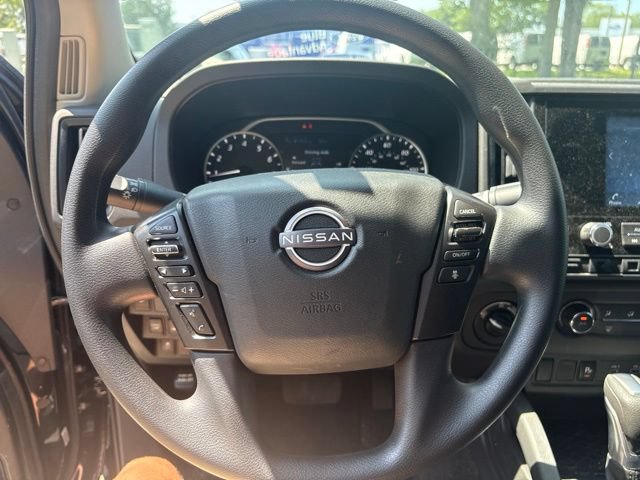 Used 2025 Nissan Frontier S AWD/4WD image 16