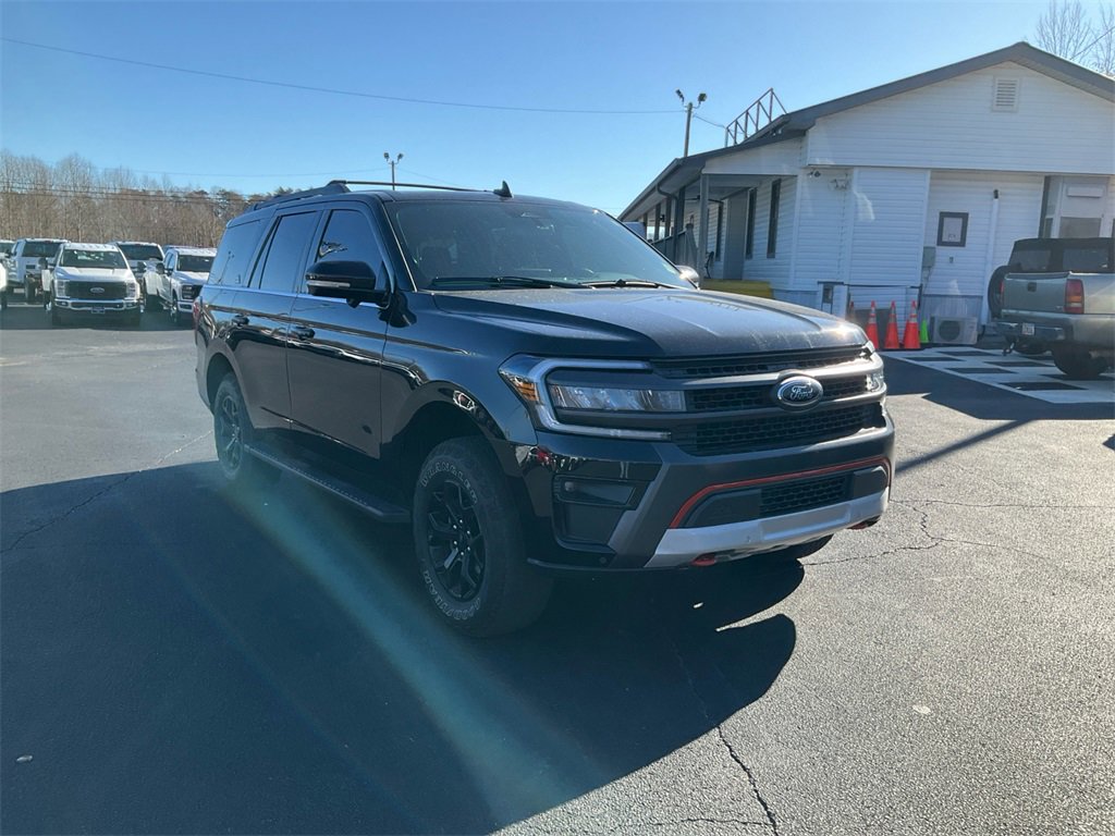 Certified 2024 Ford Expedition Timberline image 3