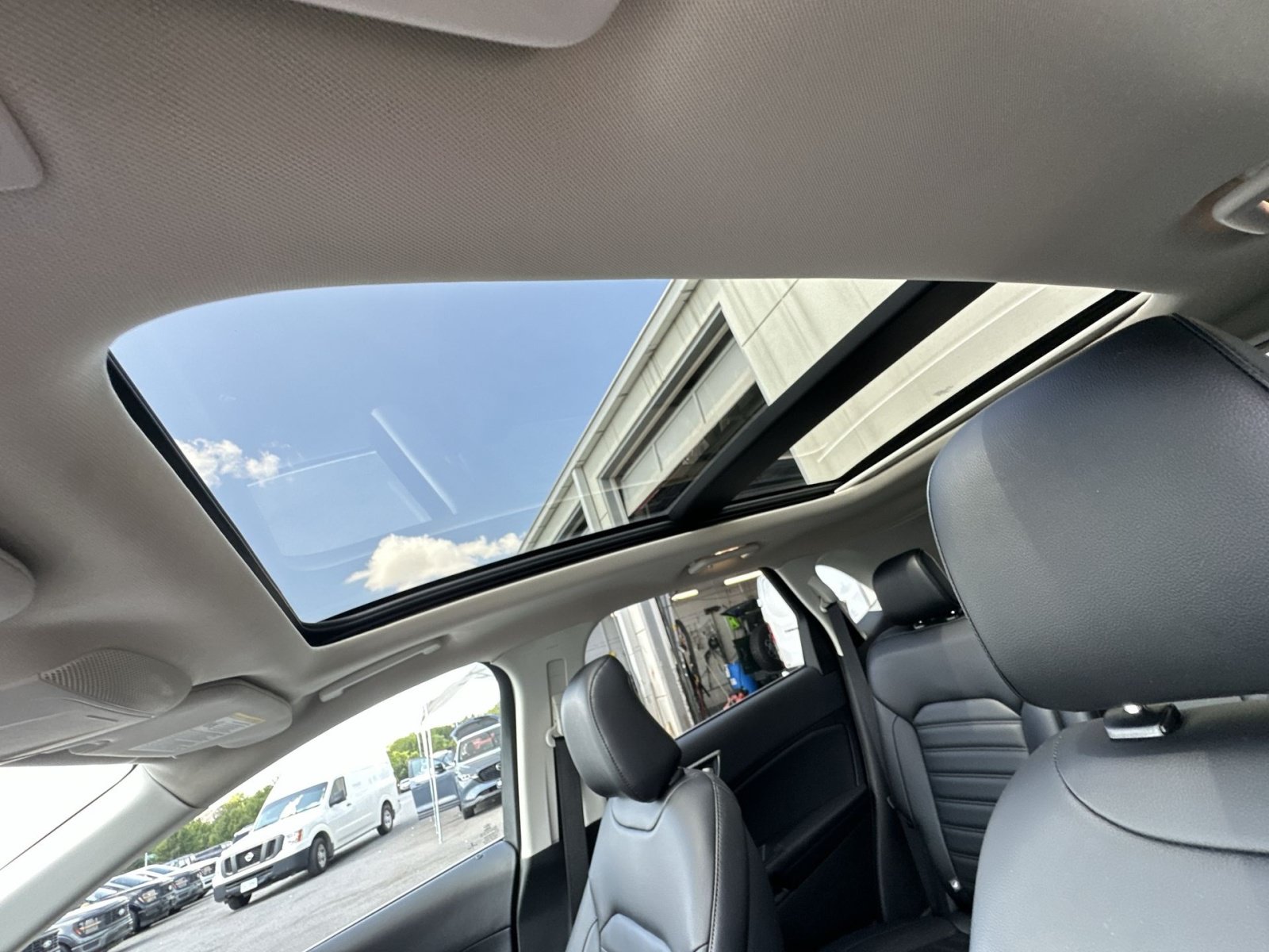 Certified 2022 Ford Edge SEL w/ Convenience Package AWD/4WD image 31