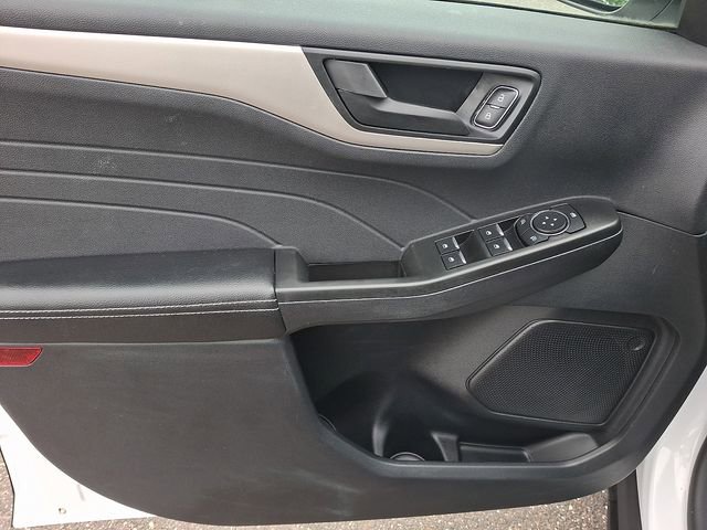 Certified 2022 Ford Escape SE w/ Convenience Package FWD image 12