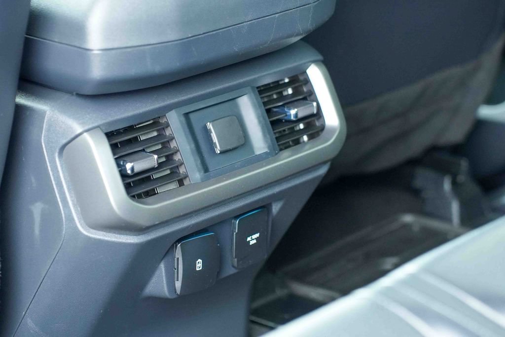 Certified 2024 Ford F150 Lariat AWD/4WD image 24