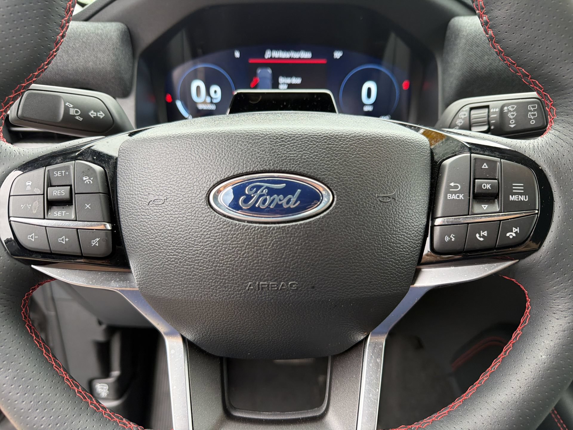 Certified 2025 Ford Explorer ST-Line RWD image 6