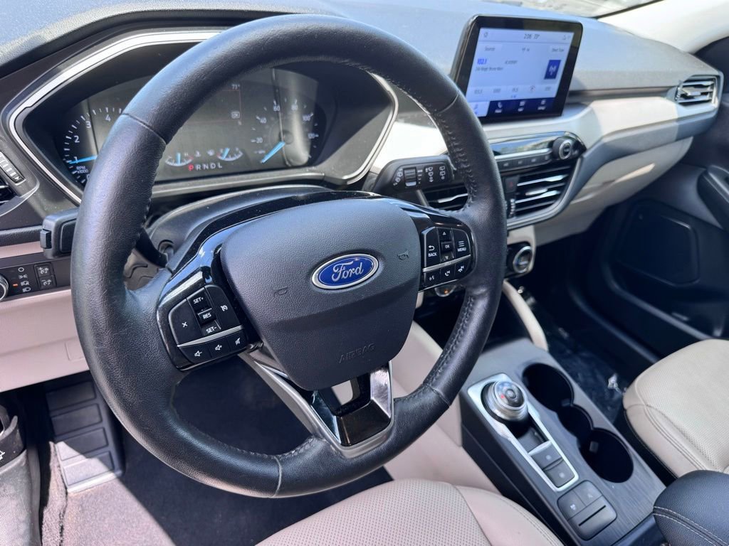 Certified 2021 Ford Escape SEL AWD/4WD image 24