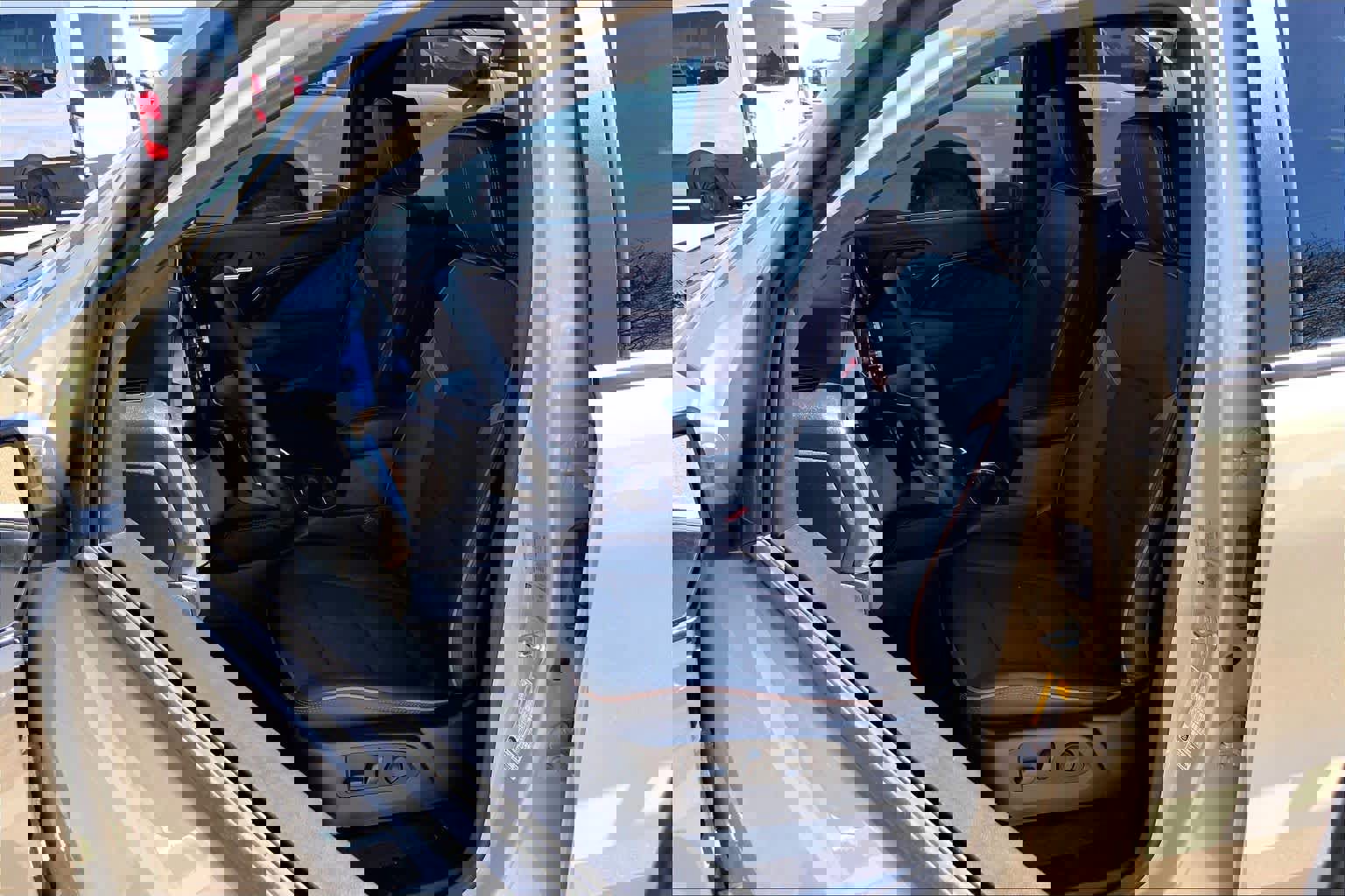 Used 2024 GMC Canyon AT4 w/ Technology Package image 10