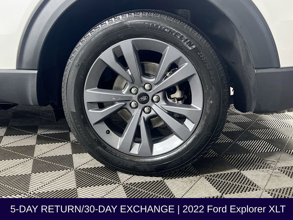 Certified 2022 Ford Explorer XLT w/ Equipment Group 202A image 36