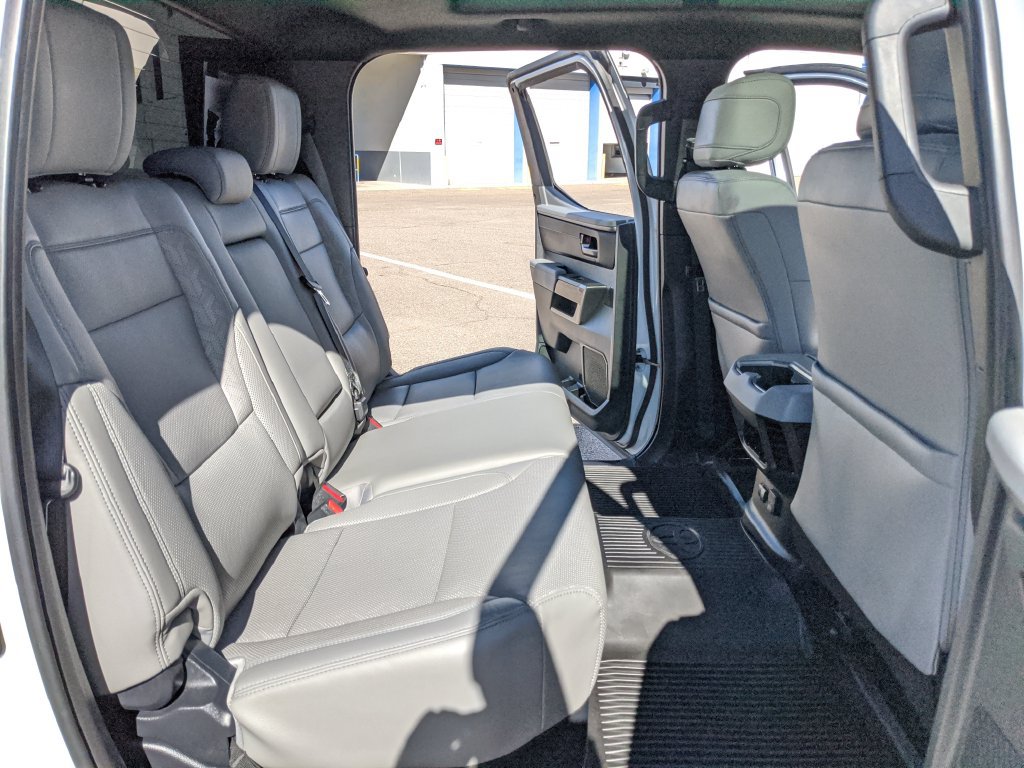 Used 2025 Toyota Tundra Limited AWD/4WD image 20