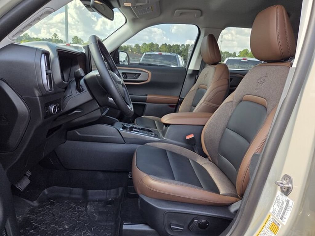 Certified 2025 Ford Bronco Sport Outer Banks AWD/4WD image 9