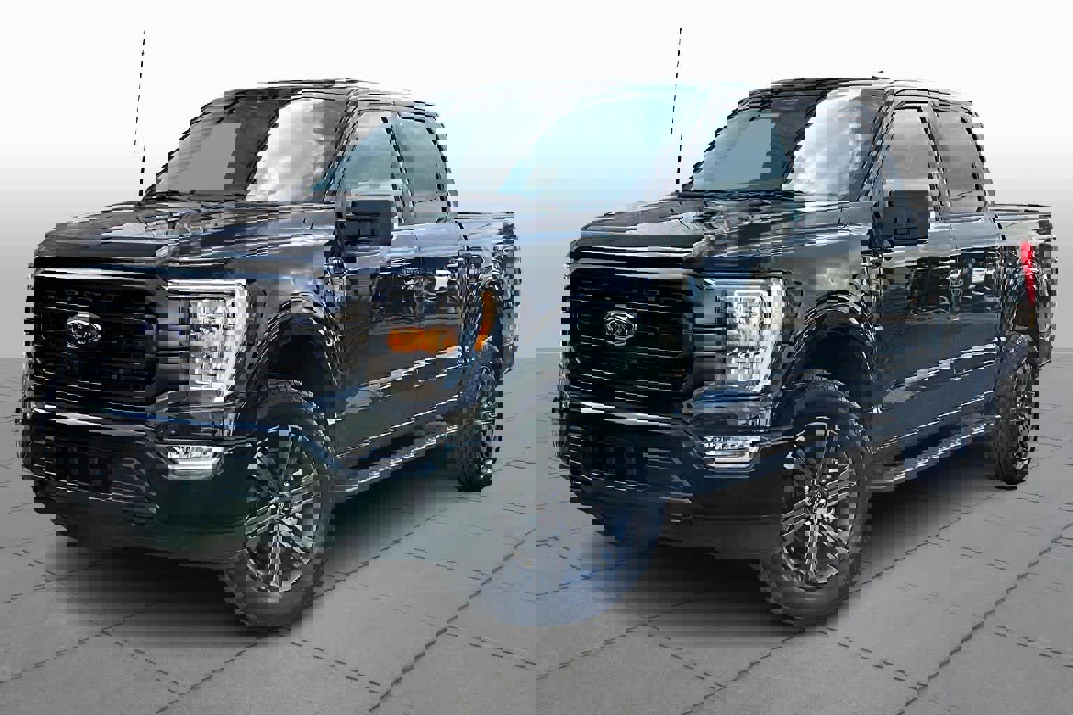 Certified 2023 Ford F150 XLT w/ Equipment Group 302A High image 6