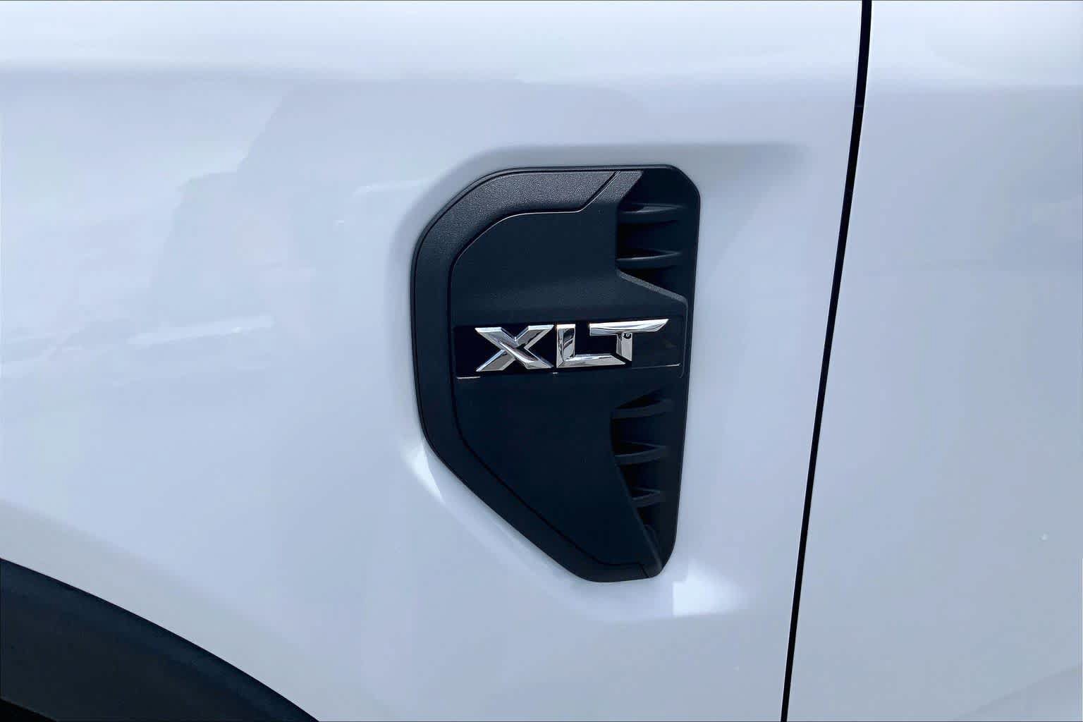 Certified 2025 Ford Ranger XLT w/ FX4 Off-Road Package AWD/4WD image 10