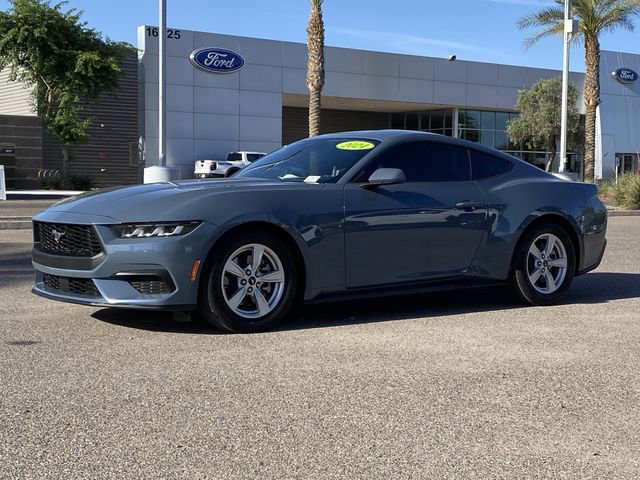 Certified 2024 Ford Mustang Coupe RWD image 2
