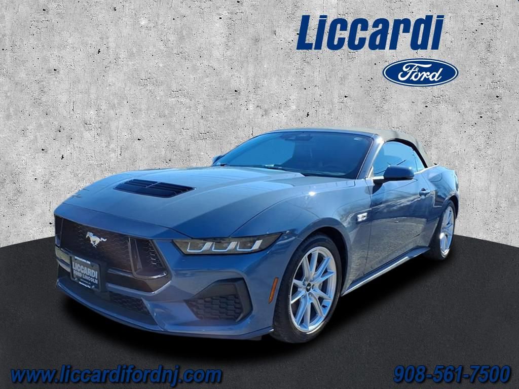 Certified 2025 Ford Mustang GT Premium image 3