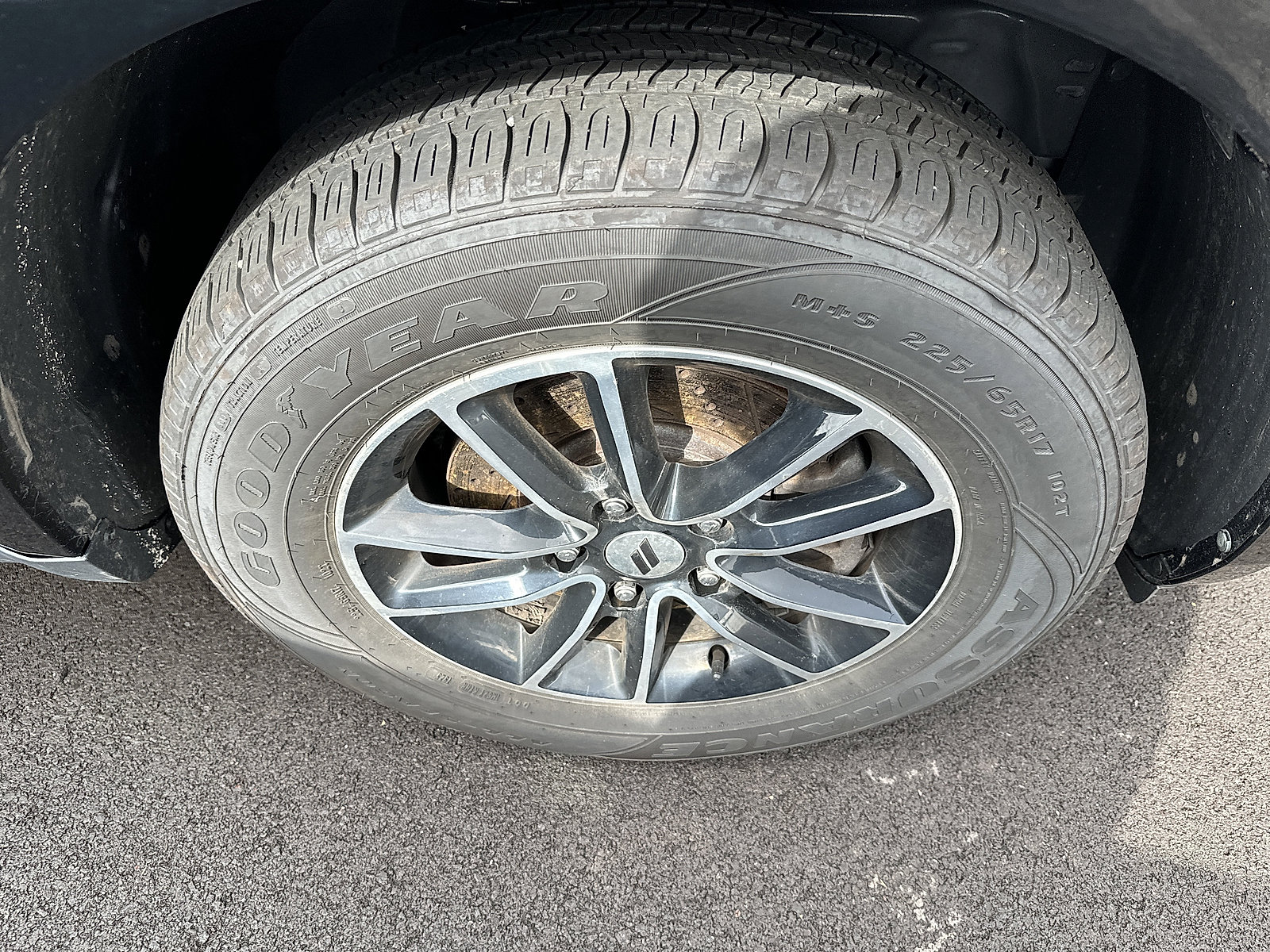 Used 2018 Dodge Journey SE w/ Blacktop Package FWD image 11