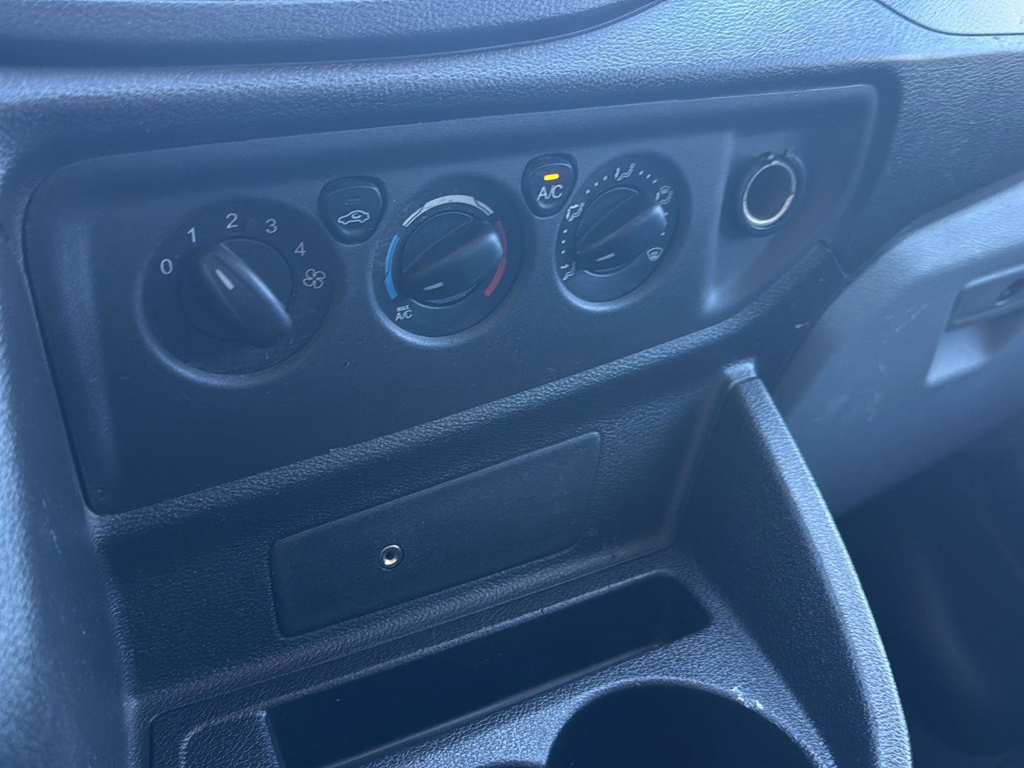 Certified 2019 Ford Transit 350 XL image 23