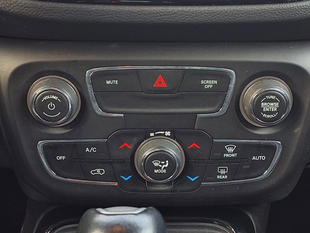 Used 2019 Jeep Compass Limited image 13