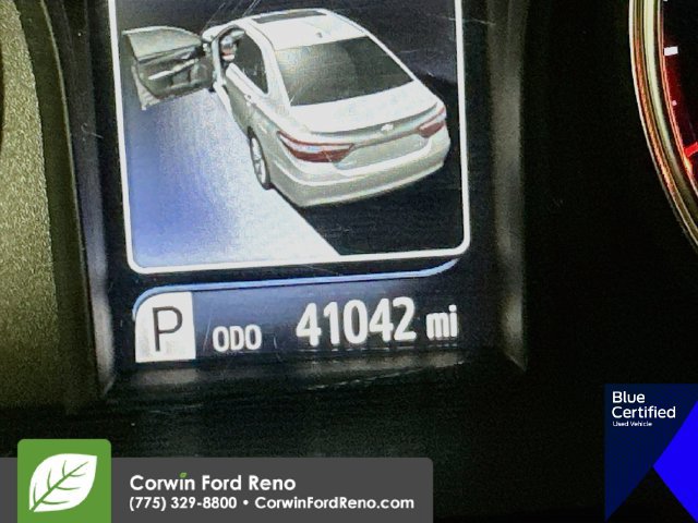 Used 2017 Toyota Camry SE w/ Protection Package (Q2) FWD image 15