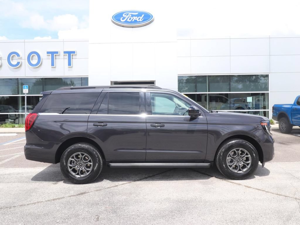 Certified 2025 Ford Expedition Active RWD image 18