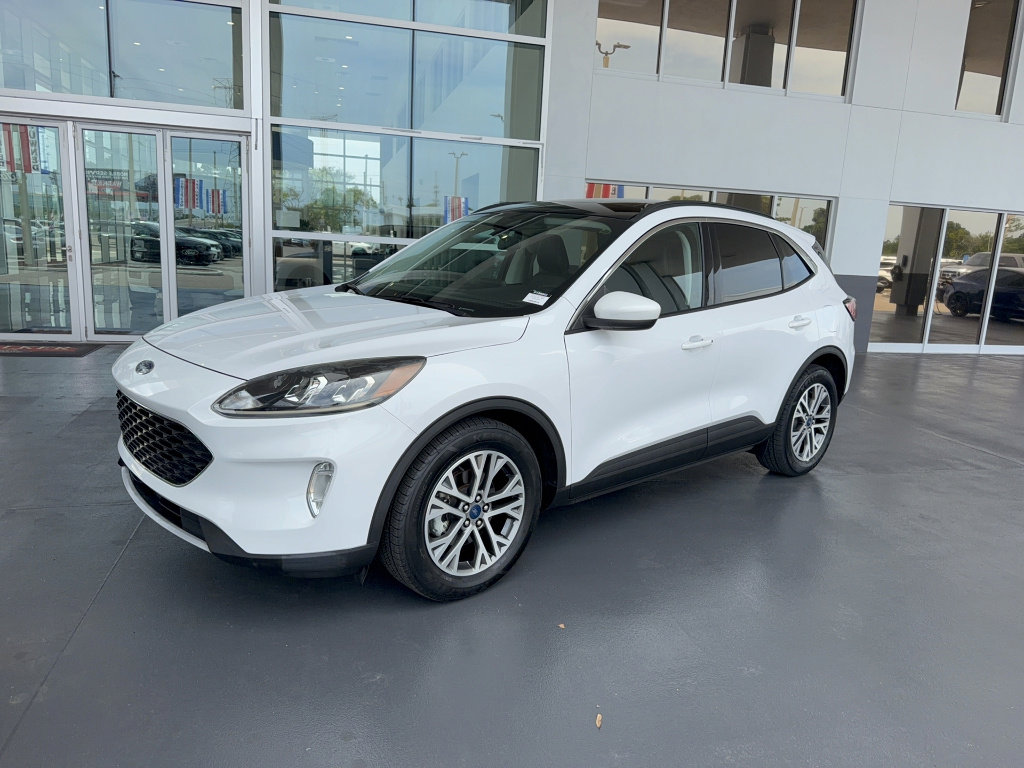 Certified 2022 Ford Escape SEL w/ Technology Package FWD image 2