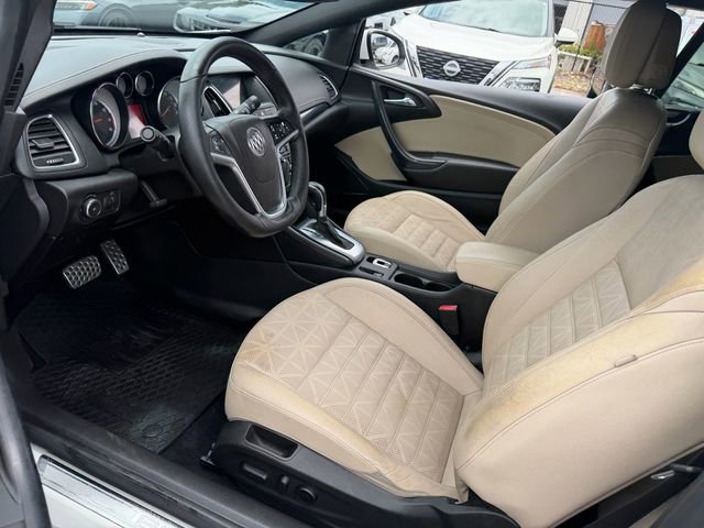 Used 2019 Buick Cascada Sport Touring FWD image 6