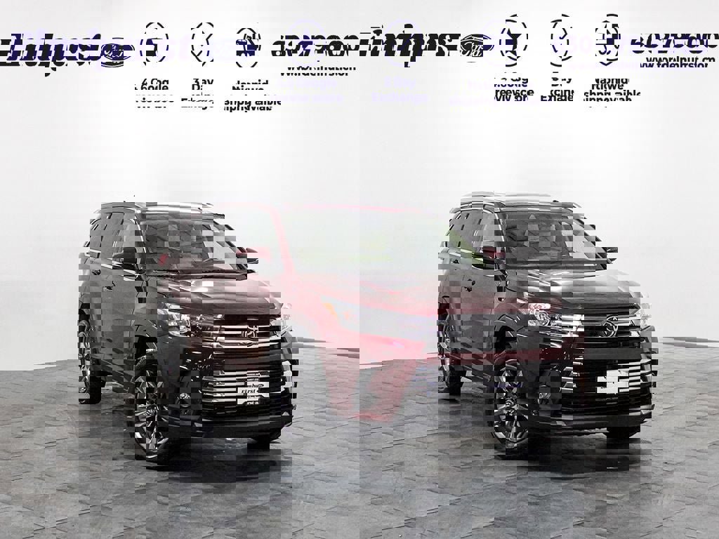 Used 2018 Toyota Highlander Limited Platinum w/ Carpet Mat Package (TMS) image 6