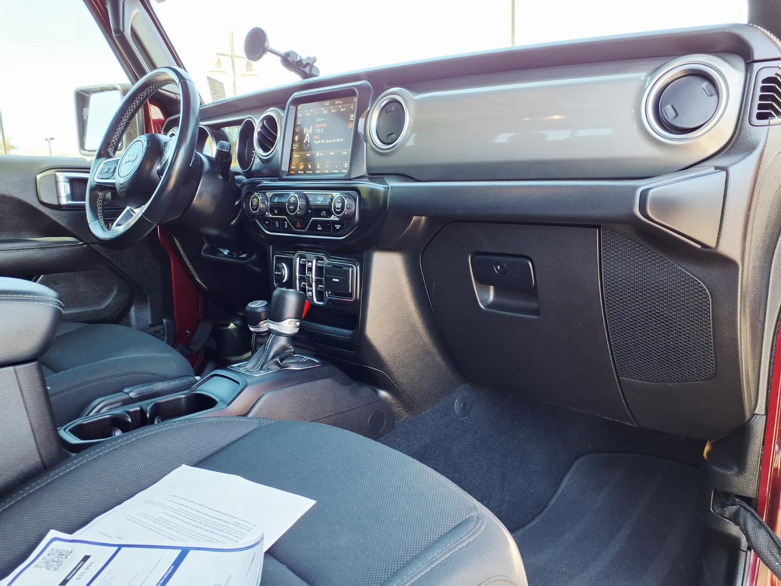 Used 2022 Jeep Gladiator Overland image 10