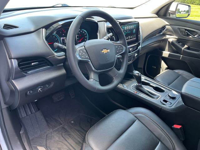 Used 2019 Chevrolet Traverse Premier w/ Driver Confidence II Package FWD image 13