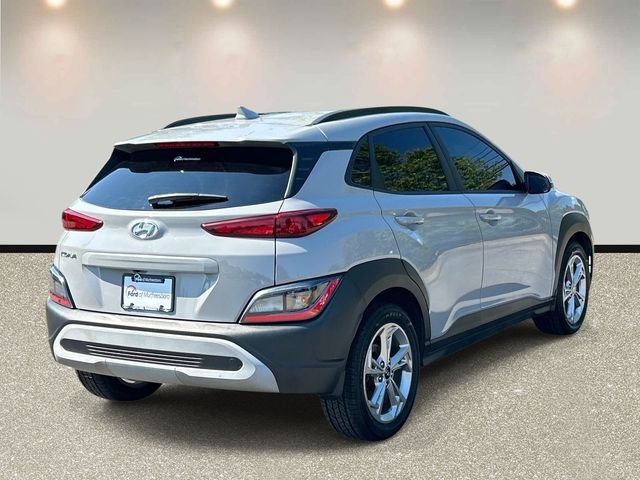 Used 2022 Hyundai Kona SEL w/ Convenience Package FWD image 5