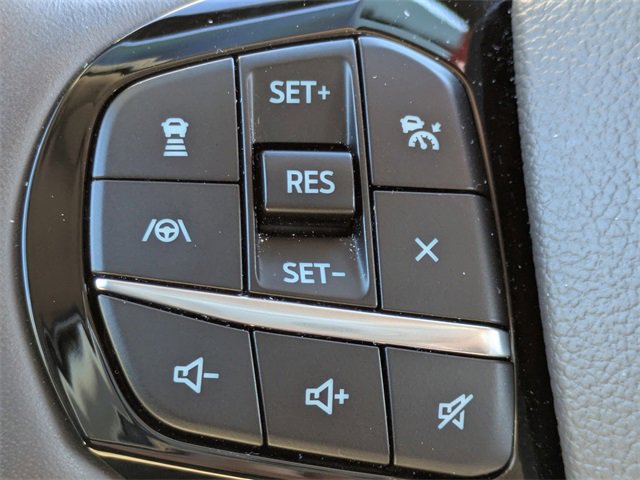 Certified 2023 Ford Explorer Platinum w/ Technology Package image 24