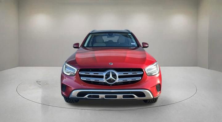 Used 2021 Mercedes-Benz GLC 300 image 2