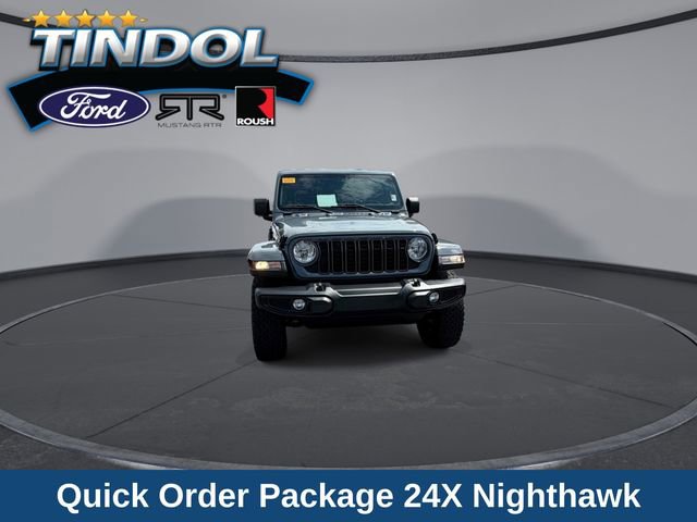 Used 2024 Jeep Gladiator Sport AWD/4WD image 2