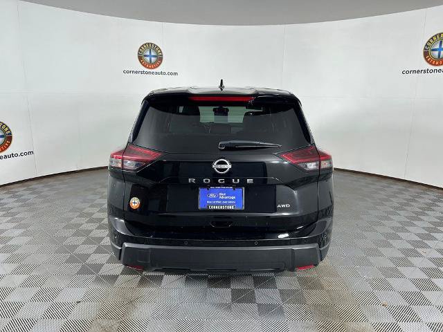 Used 2025 Nissan Rogue SV AWD/4WD image 17