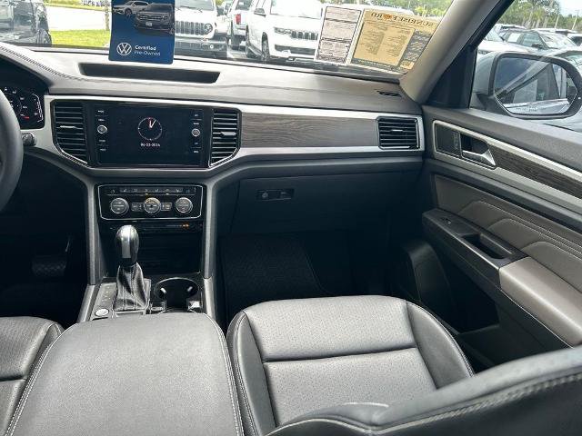 Used 2023 Volkswagen Atlas SE w/ Black Wheel Package FWD image 11