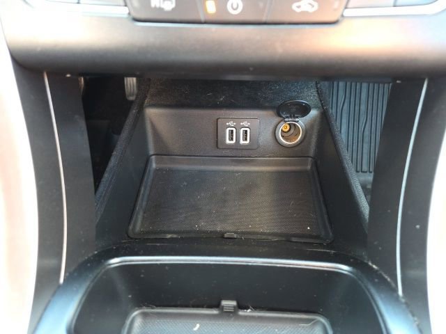 Certified 2020 Ford Fusion SE image 32