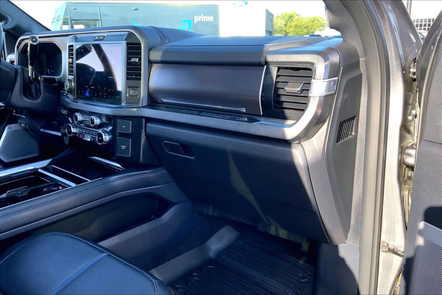 Certified 2026 Ford F250 Platinum AWD/4WD image 17