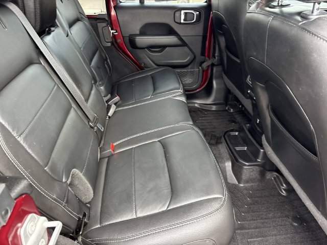Used 2021 Jeep Wrangler Unlimited Sahara AWD/4WD image 20