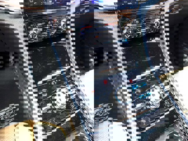 Used 2025 Jeep Grand Cherokee Summit w/ Luxury Tech Group V image 25