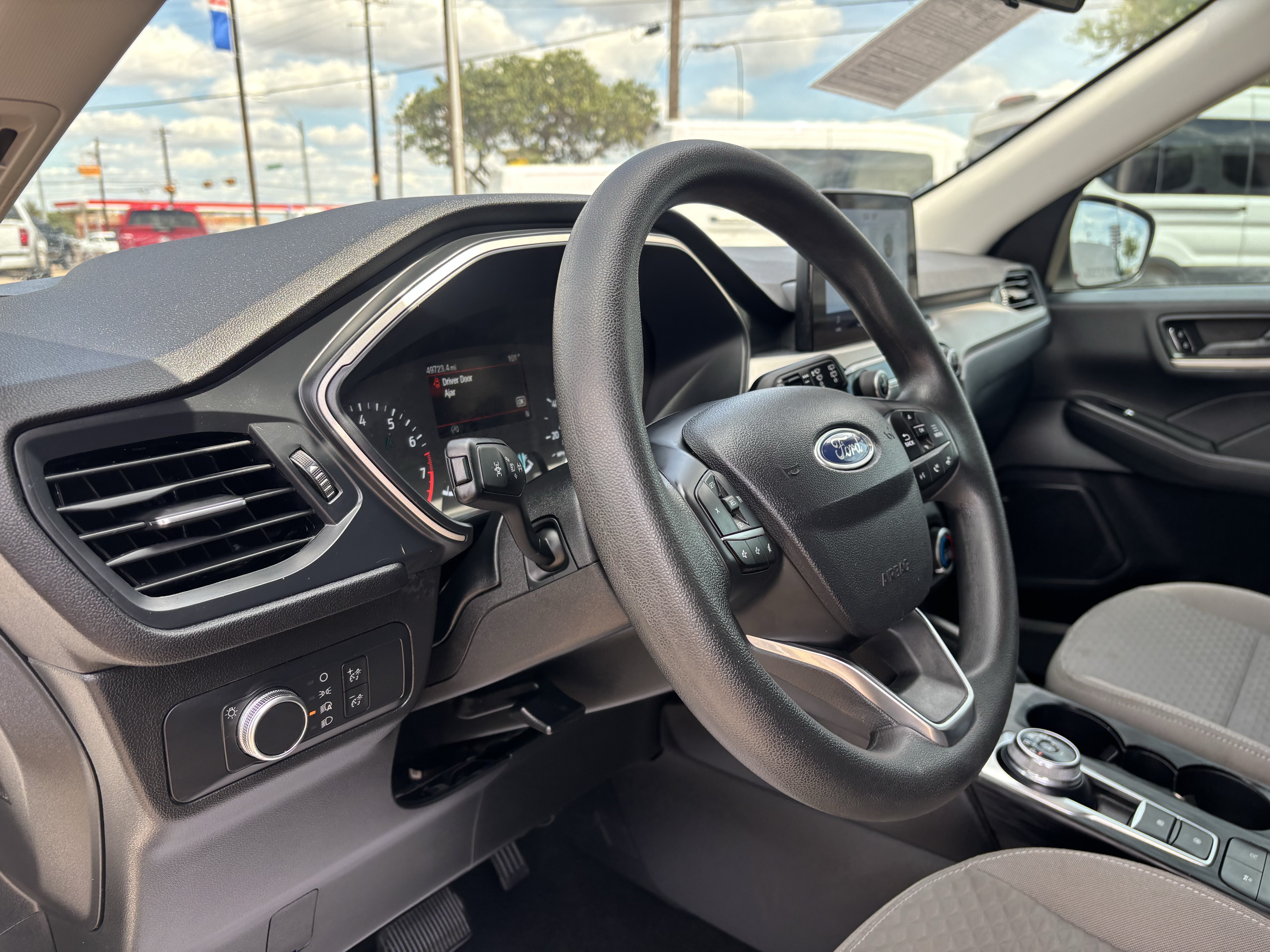 Certified 2022 Ford Escape SE FWD image 12