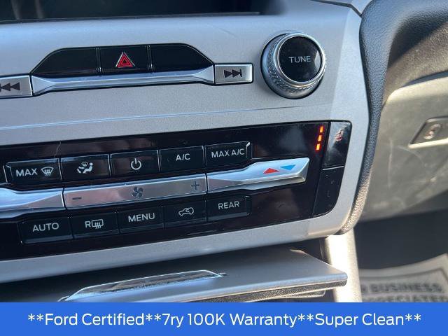 Certified 2022 Ford Explorer XLT w/ Equipment Group 202A AWD/4WD image 18