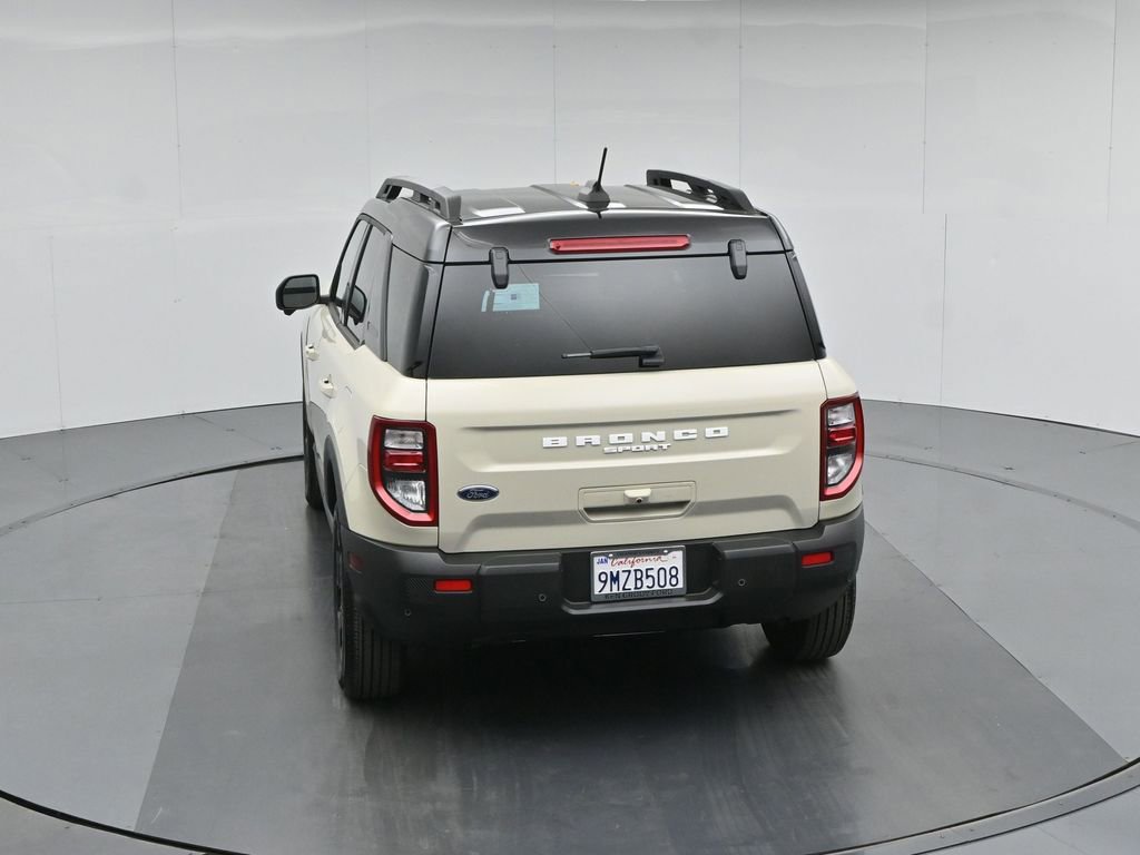 Certified 2025 Ford Bronco Sport Outer Banks w/ Outer Banks Tech Package+ AWD/4WD image 43