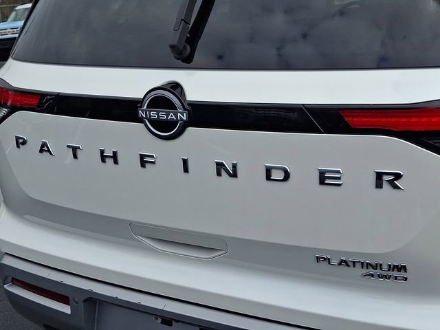 Used 2022 Nissan Pathfinder Platinum w/ Cargo Package image 30