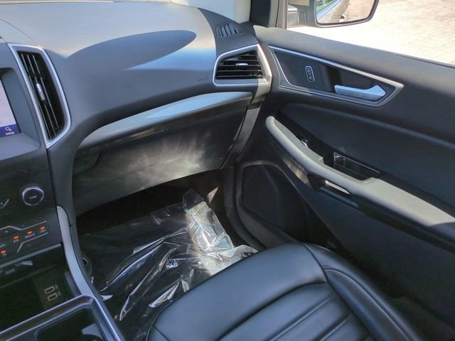 Certified 2020 Ford Edge SEL FWD image 17