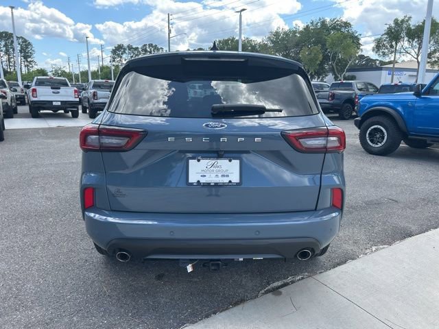 Certified 2023 Ford Escape ST-Line w/ Tech Pack #1 FWD image 5