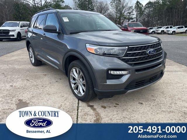 Certified 2023 Ford Explorer XLT w/ Equipment Group 202A image 5