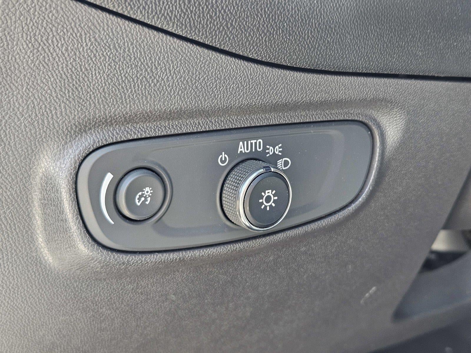 Used 2022 Chevrolet Equinox LT FWD image 16