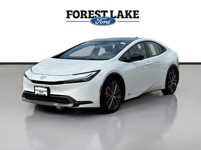 Used 2024 Toyota Prius XLE AWD/4WD image 3